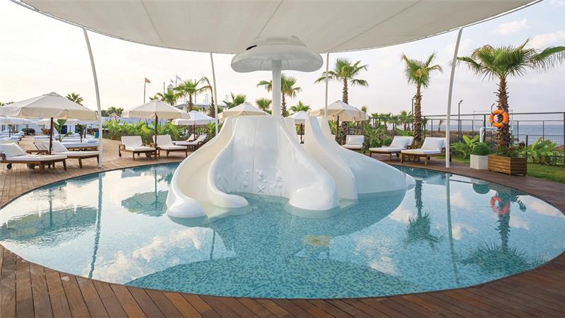 RUBI PLATINUM SIGN HOTEL