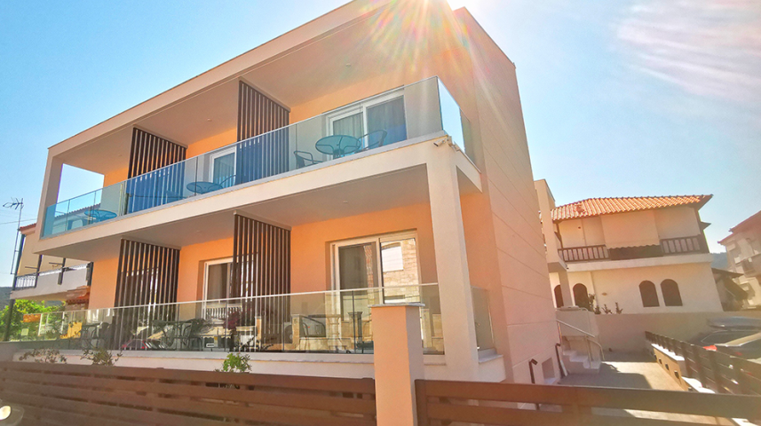 rubicon-grcka-sarti-kuca-sunshine