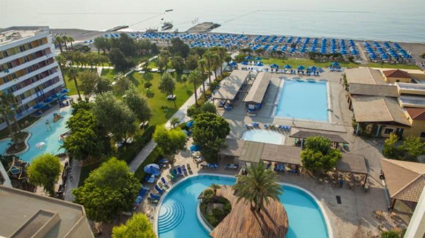 ESPERIDES BEACH