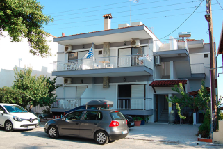 rubicon-grcka-neos-marmaras-kuca-nefeli