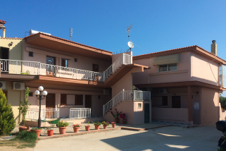 rubicon-grcka-sarti-kuca-akis