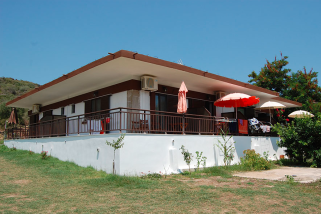 rubicon-grcka-sykia-beach-kuca-griavas