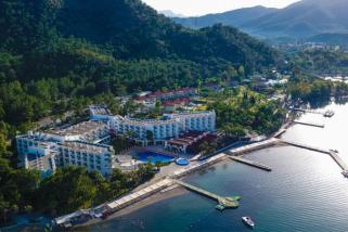 FORTEZZA BEACH RESORT